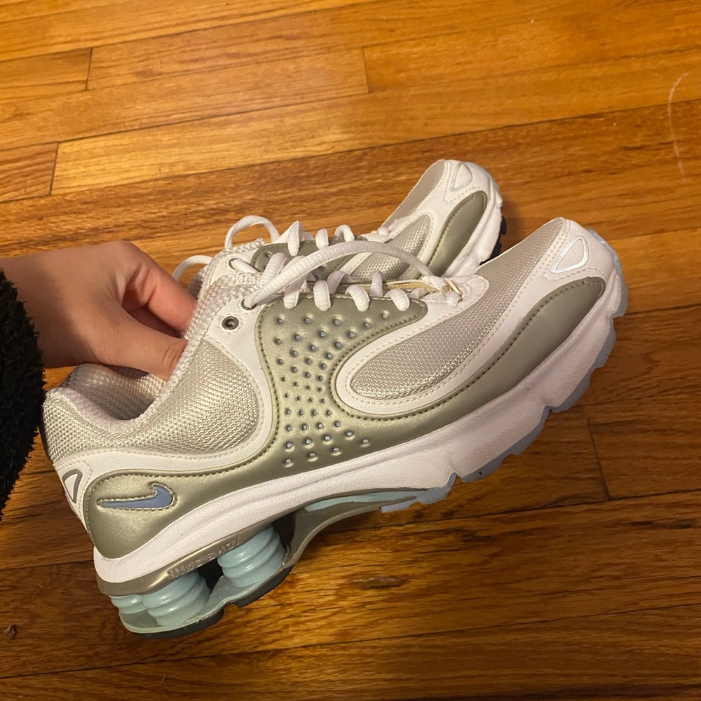 nike running sneakers